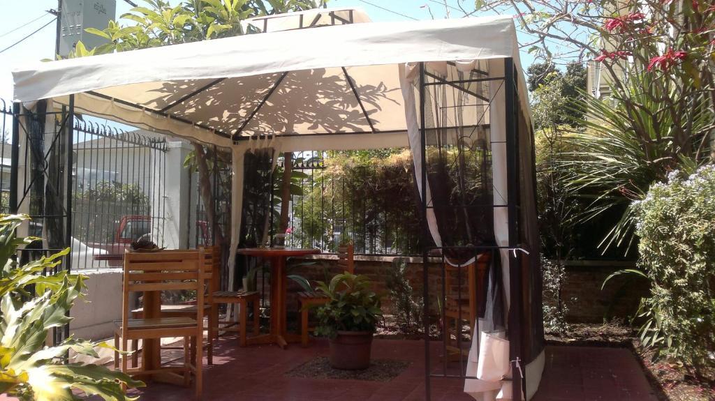 Hostal Casona De Chorrillos วิญาเดลมาร์ ภายนอก รูปภาพ